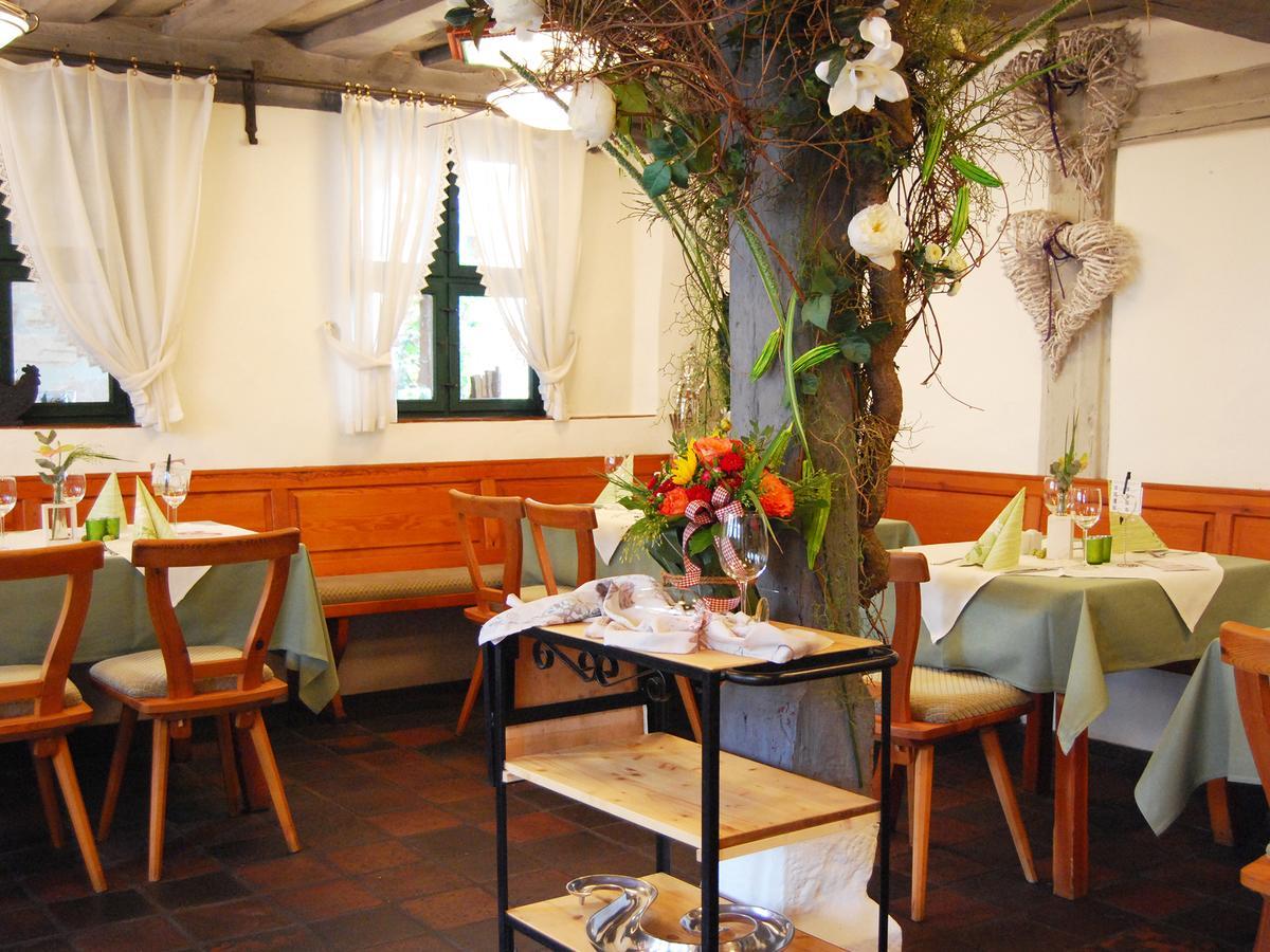 Der Schwan Hotel & Restaurant Schwanstetten Exterior photo